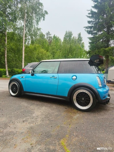 MINI Cooper S 2002, photo 2/5
