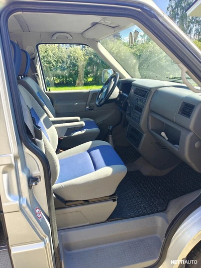 Volkswagen Multivan 2002, photo 6/9