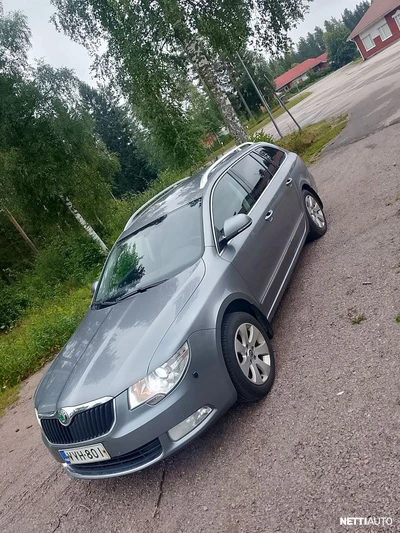 Skoda Superb 2,0 TDI CR 170 4X4 Elegance 2010, photo 2/10