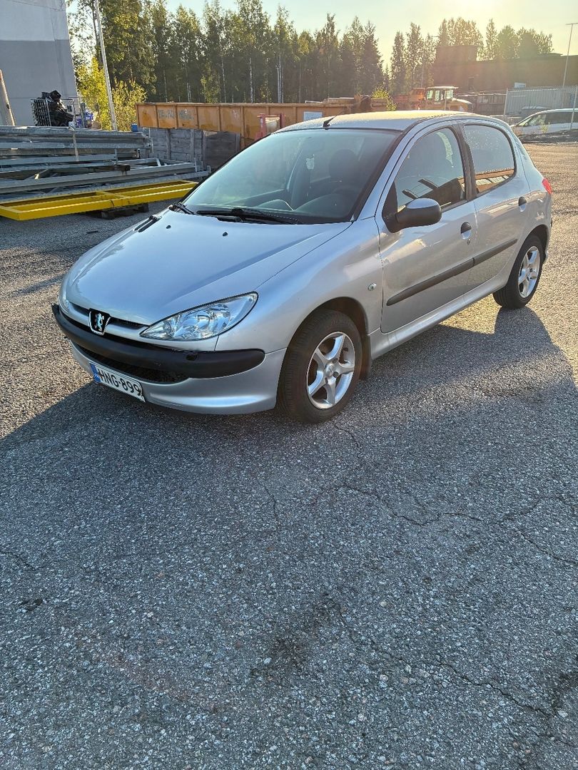 Peugeot 206