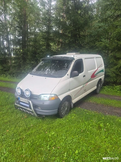 Toyota Hiace 2002, photo 1/10