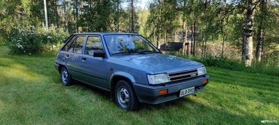 Toyota Tercel Tercel 1982, kuva 1/8