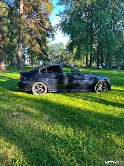 BMW 335 2009, photo 7/12