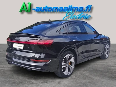 Audi e-tron 2023, photo 5/24