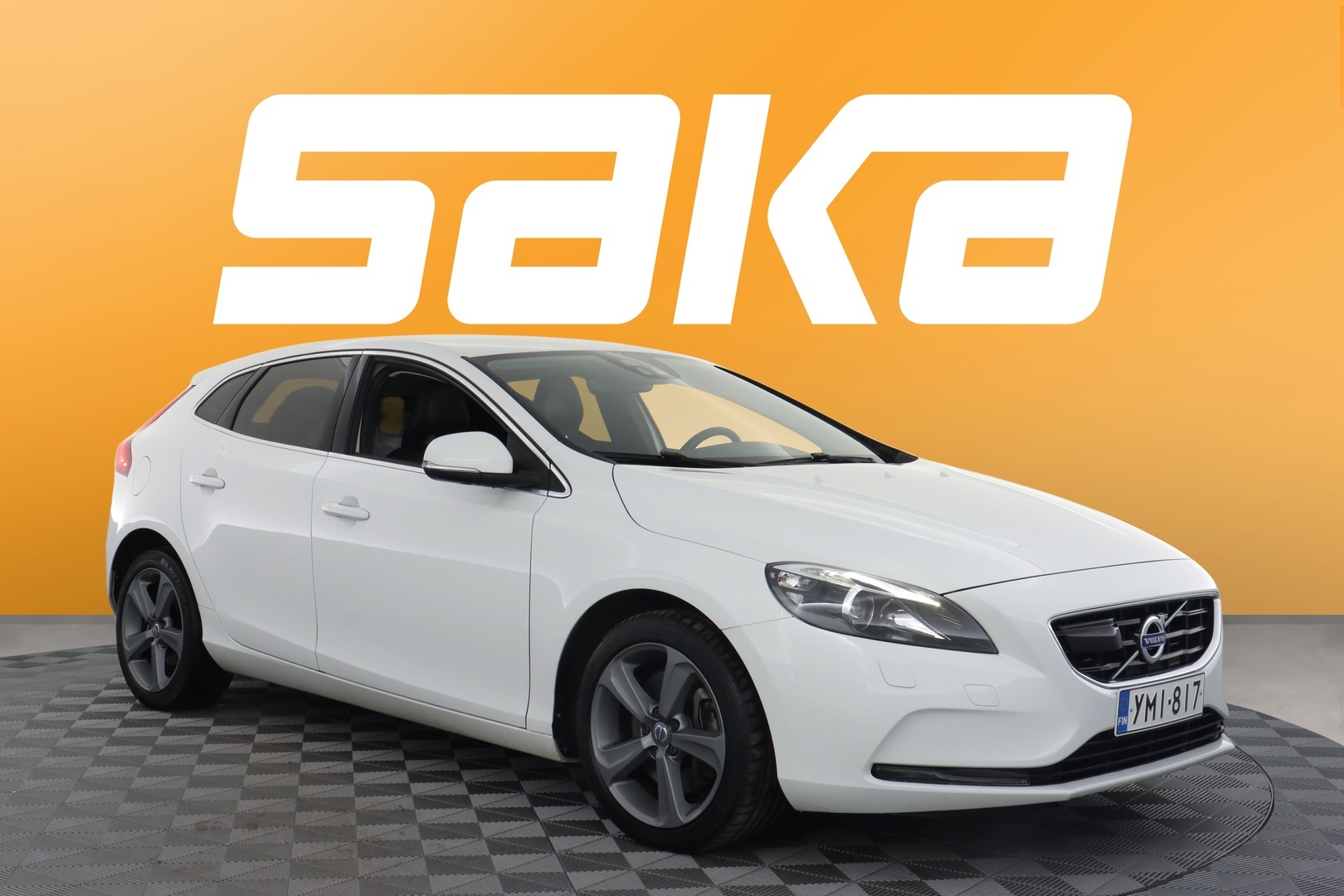 Volvo V40
