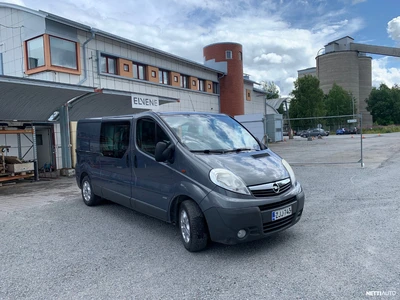 Opel Vivaro 5-hengen jatko-ohjaamo 2011, kuva 2/10