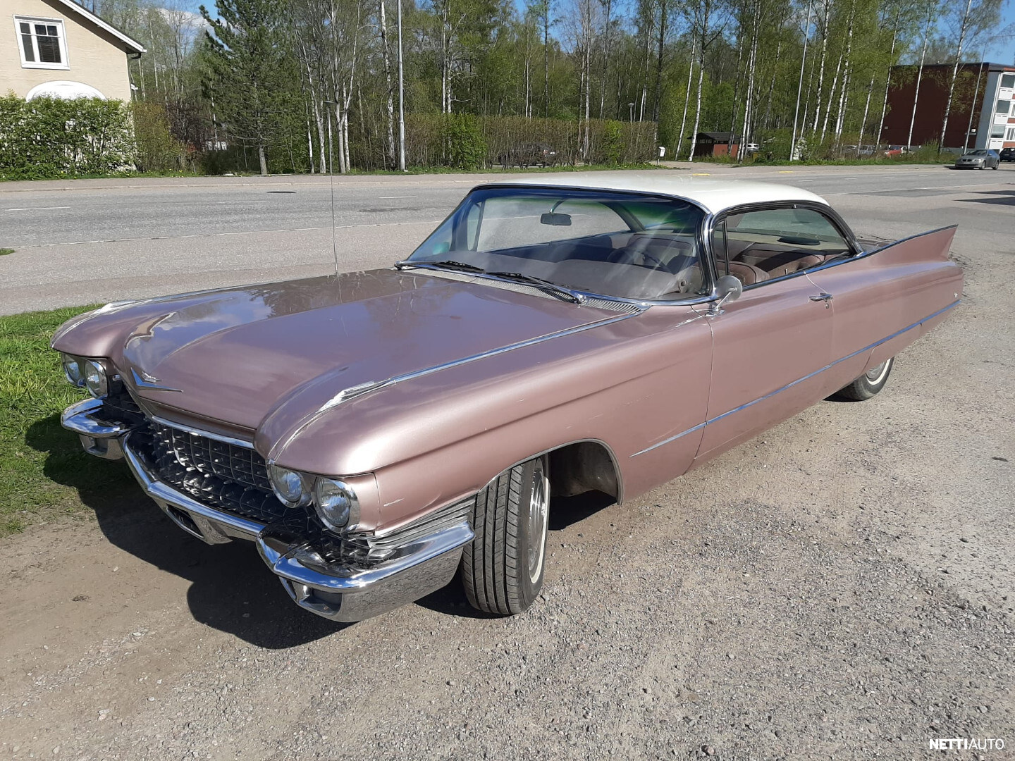 Cadillac De Ville