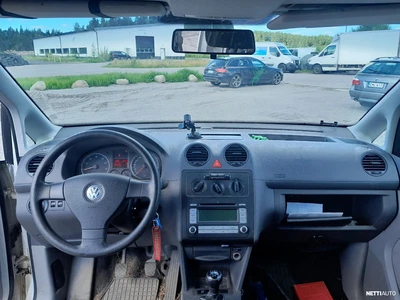 Volkswagen Caddy Life 2009, photo 5/8