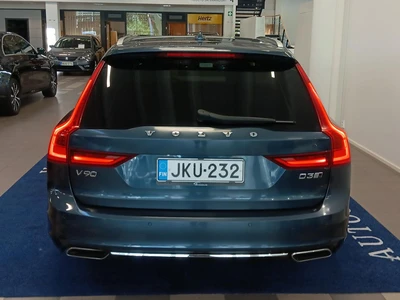 Volvo V90 2018, photo 7/21
