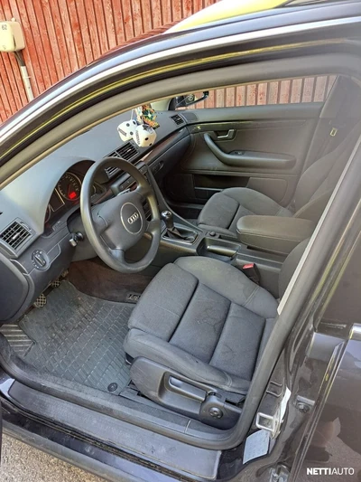 Audi A4 2004, photo 5/10