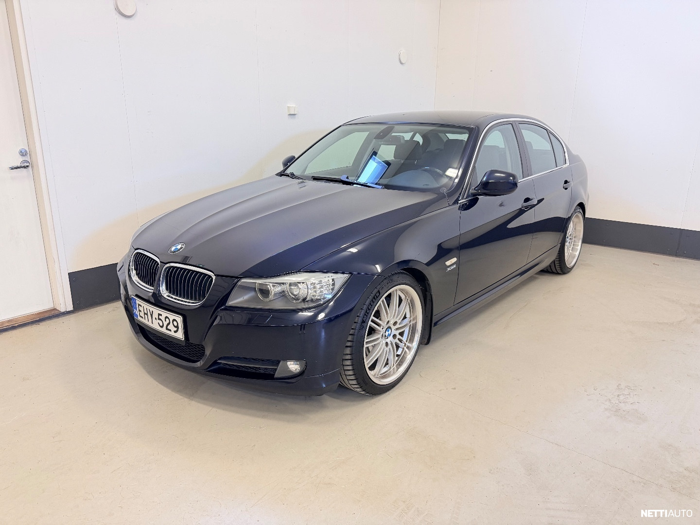BMW 325