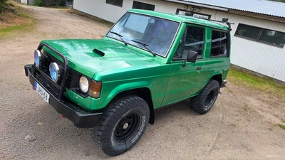 Mitsubishi Pajero 2.5 TD 1988, photo 7/21
