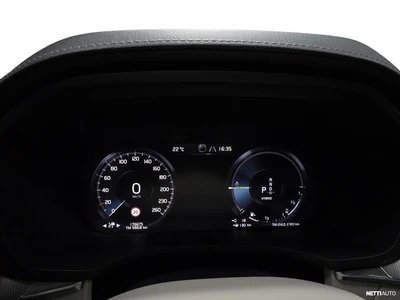 Volvo XC60 2020, photo 7/10