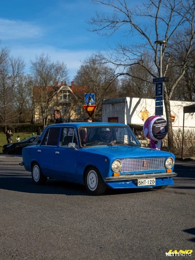 Lada 1200 1200 l 1988, kuva 1/4