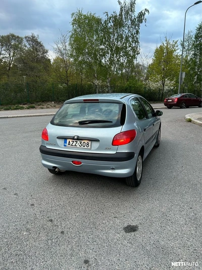 Peugeot 206 2003, photo 4/9