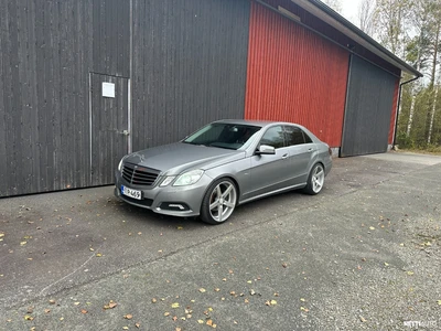 Mercedes-Benz E 250 2009, kuva 1/5