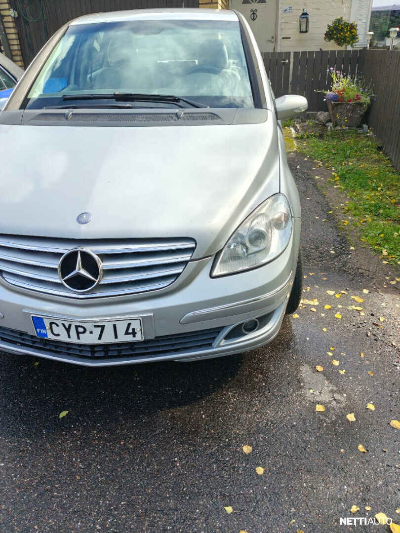 Mercedes-Benz B