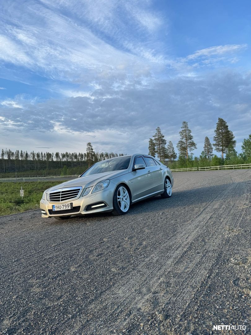 Mercedes-Benz E