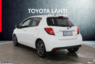 Toyota Yaris 1,5 Hybrid Style 5ov 2014, photo 2/23