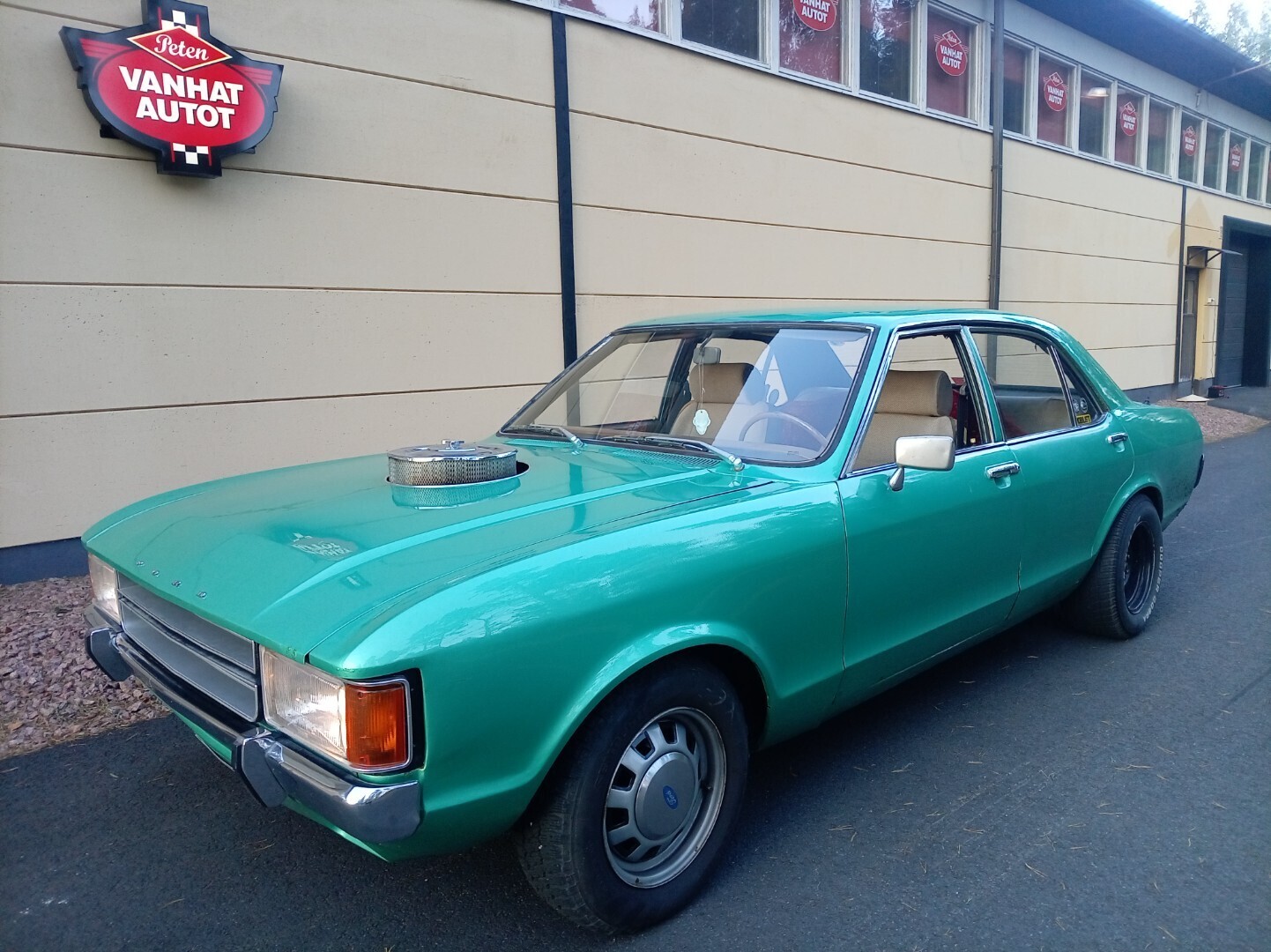 Ford Consul