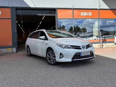 Toyota Auris 2013, kuva 1/9