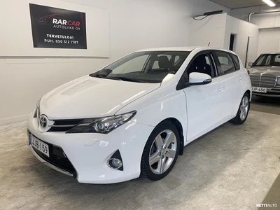 Toyota Auris 2014, kuva 1/21