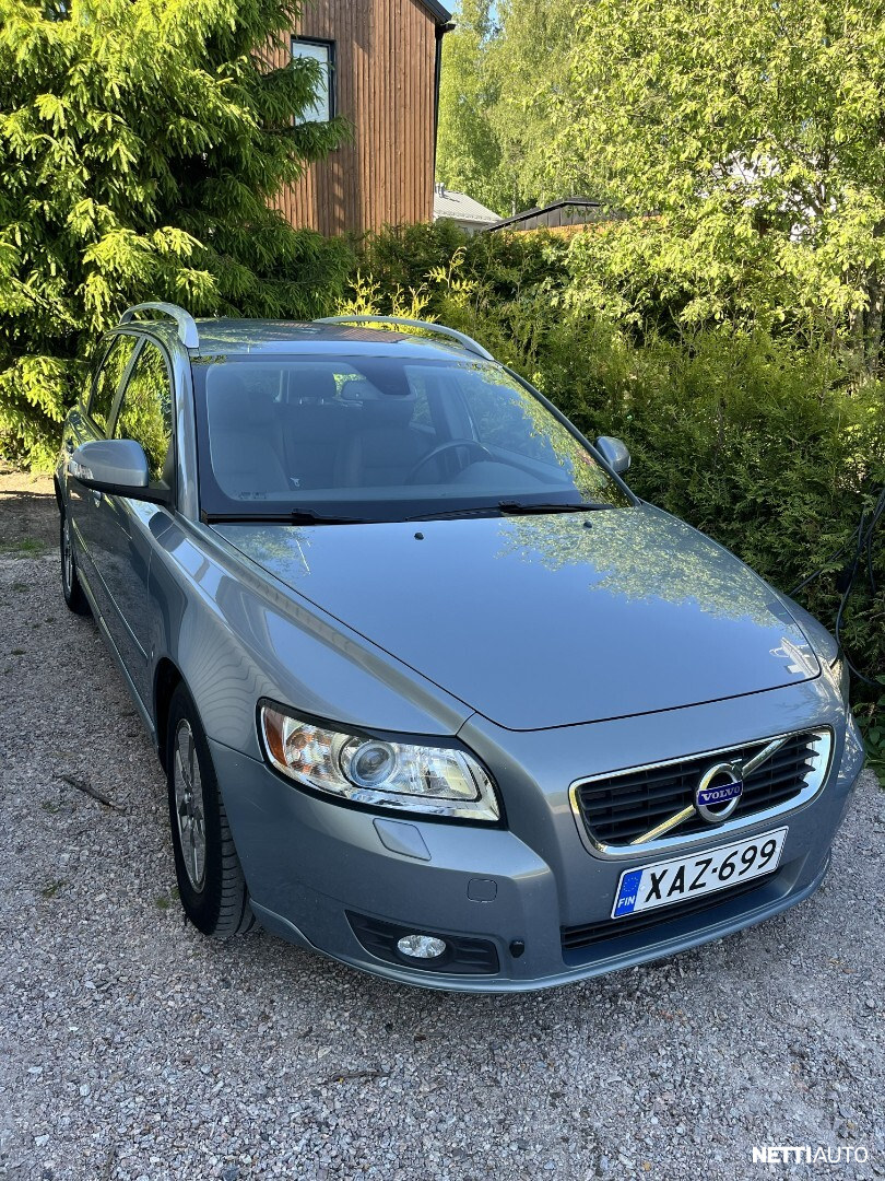 Volvo V50