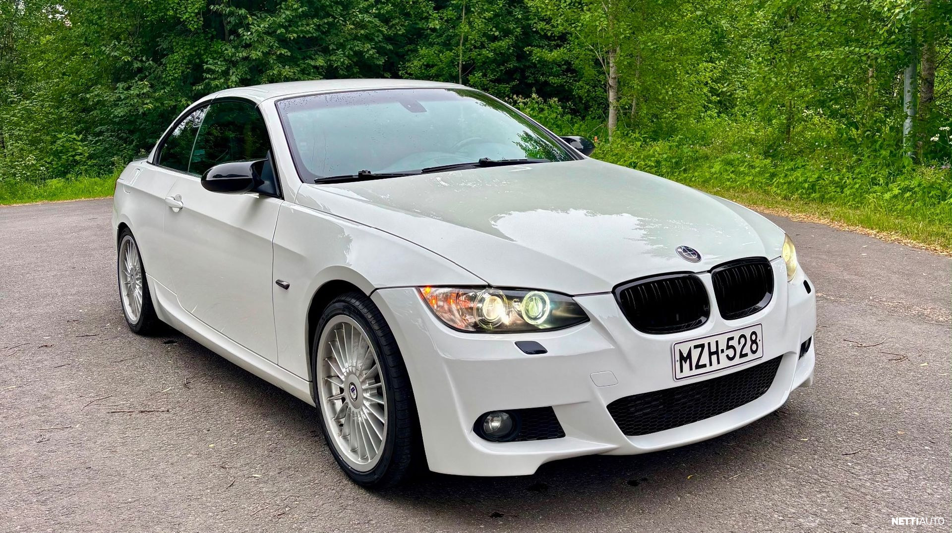 BMW 335