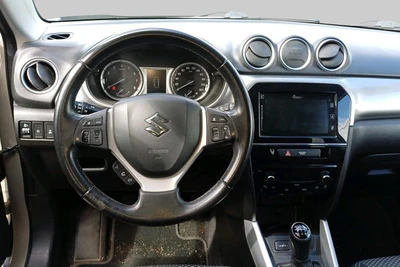 Suzuki Vitara 1,6 VVT 4WD GL+ 5MT 2016, photo 3/5