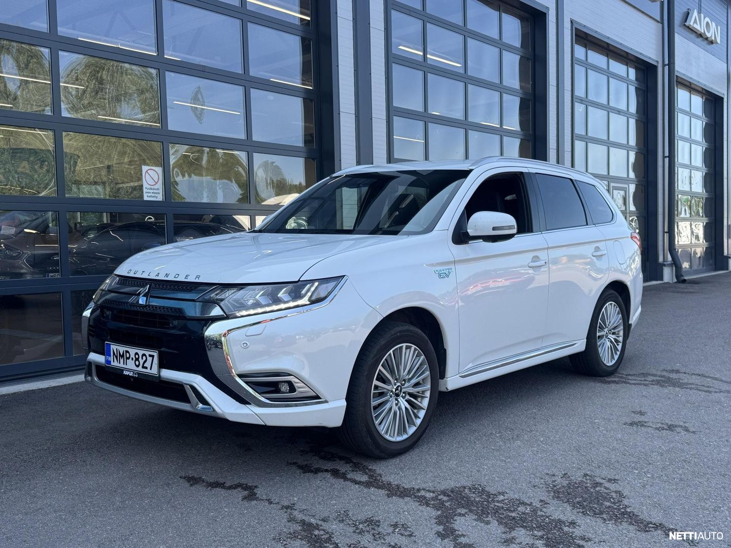 Mitsubishi Outlander PHEV