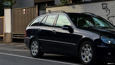 Mercedes-Benz C 2006, kuva 4/10