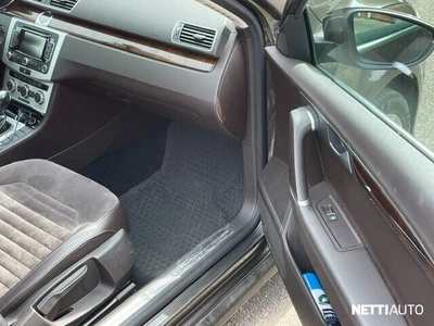 Volkswagen Passat 2014, photo 3/17