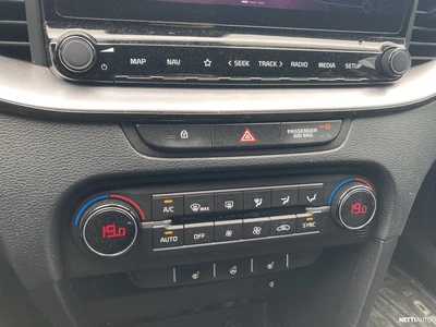 Kia Ceed 1,5 T-GDI 160hv EX SW Autom 2022, kuva 7/10