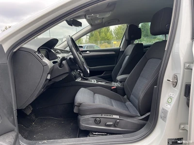 Volkswagen Passat 2020, photo 4/5