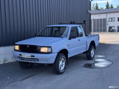 Mazda B2500 1996, photo 1/22