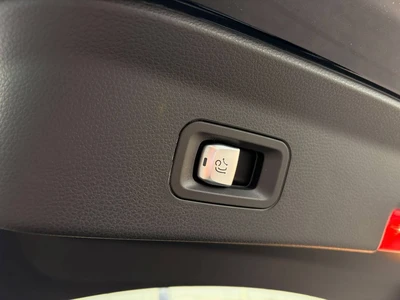 Mercedes-Benz GLC 300 e 4MATIC A 2022, photo 5/5