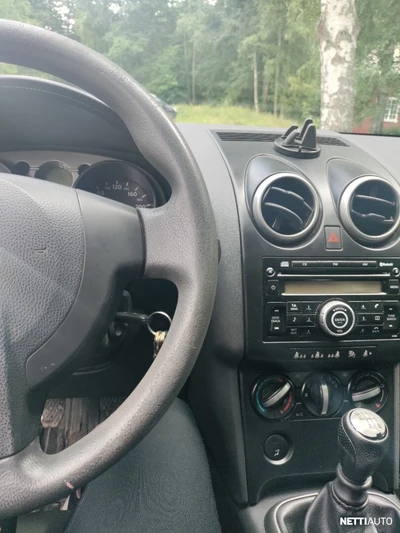 Nissan Qashqai 2008, kuva 3/7