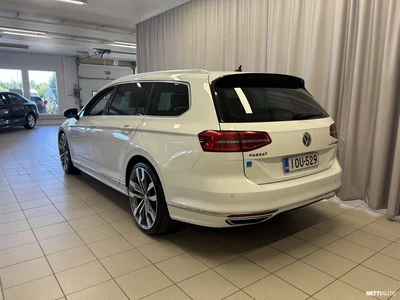 Volkswagen Passat 2017, photo 4/22
