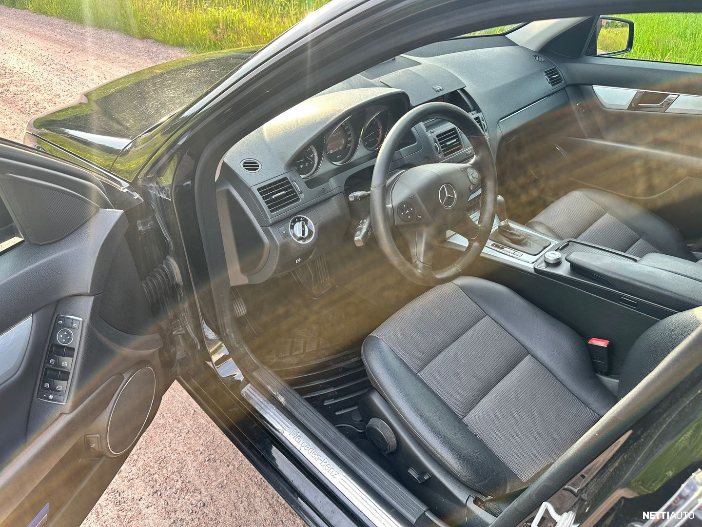 Mercedes-Benz C 2010, photo 6/9