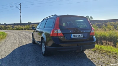 Volvo V70 2,0D Kinetic 2009, kuva 5/10