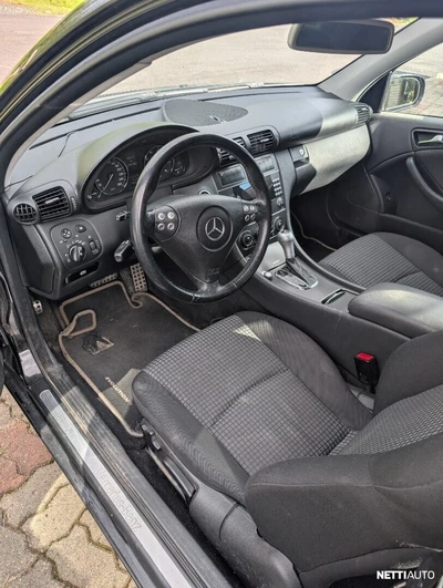 Mercedes-Benz C 2006, photo 6/11