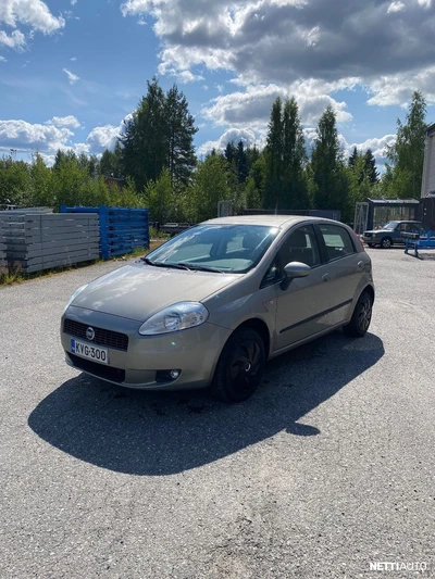 Fiat Grande Punto 2007, photo 3/24