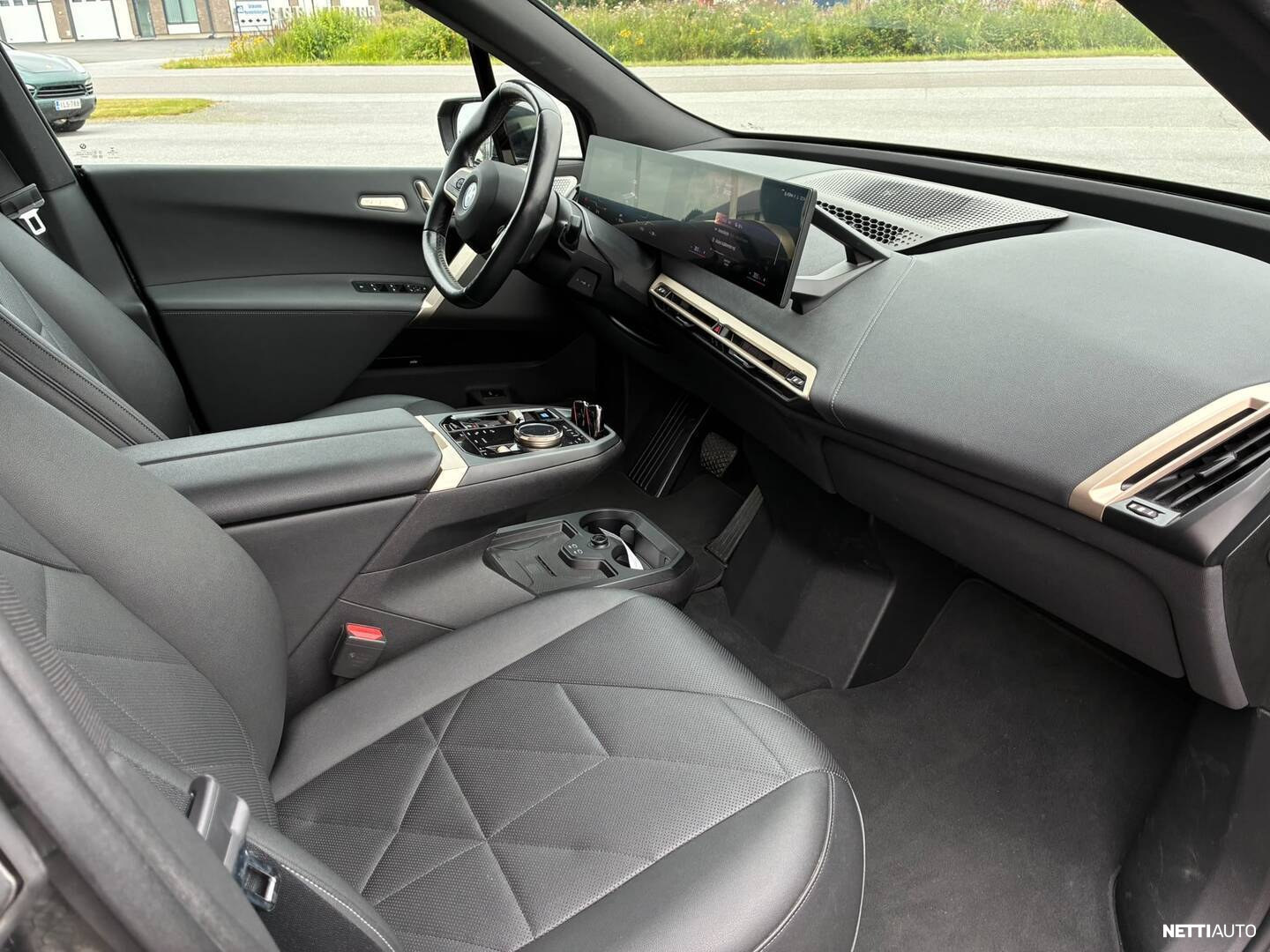 BMW iX M60 2023, kuva 2/12