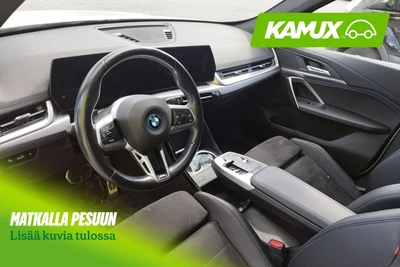 BMW iX1 U11 30 xDrive M Sport 2024, kuva 2/8