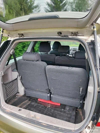 Mitsubishi Grandis 2007, photo 5/10