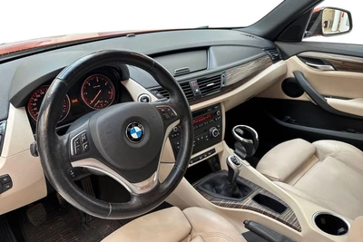 BMW X1 2012, kuva 6/23