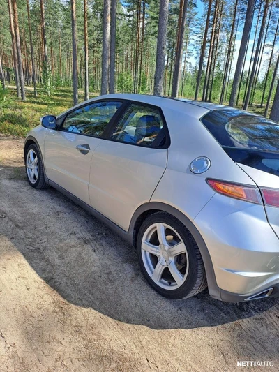 Honda Civic 2006, kuva 2/10