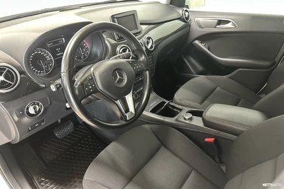 Mercedes-Benz B 2013, photo 7/11