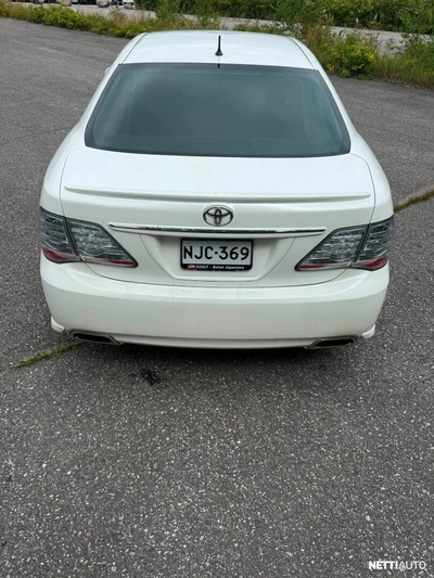 Toyota Crown 2008, kuva 4/8