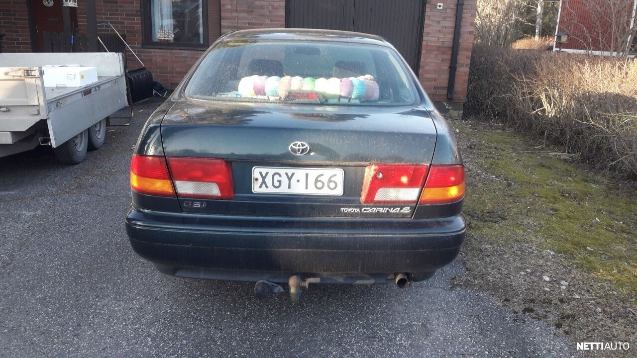 Toyota Carina E